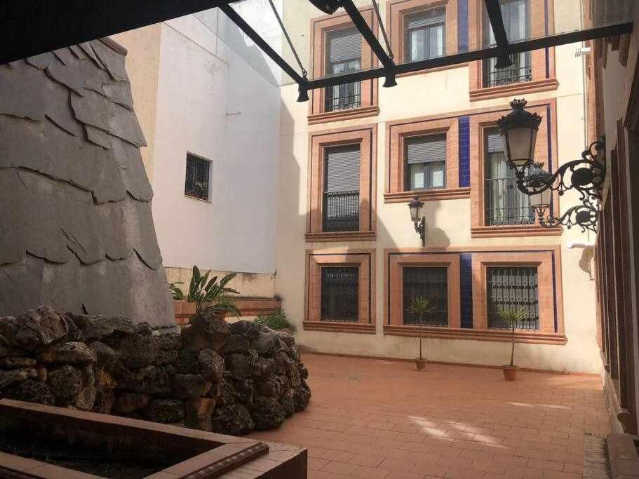 شقة Atico San Bernardo Terraza Y Parking Incluido إشبيلية المظهر الخارجي الصورة